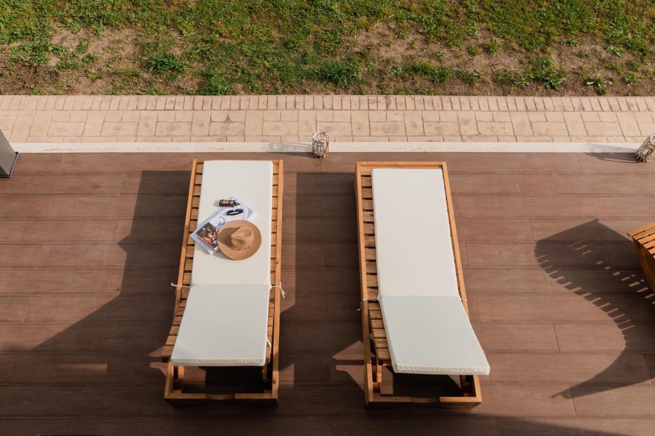 Melena Premium Suites Рода Экстерьер фото