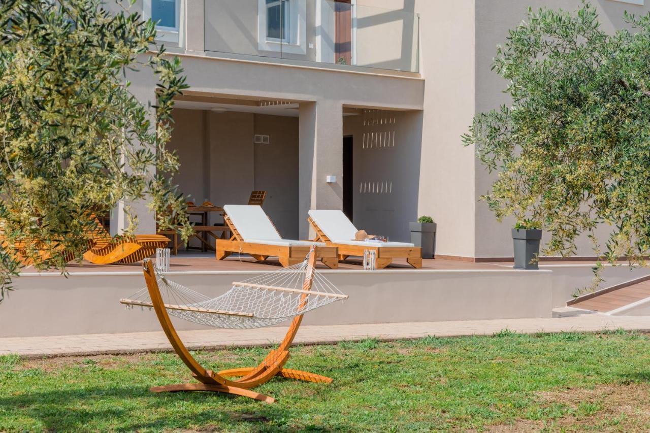 Melena Premium Suites Рода Экстерьер фото